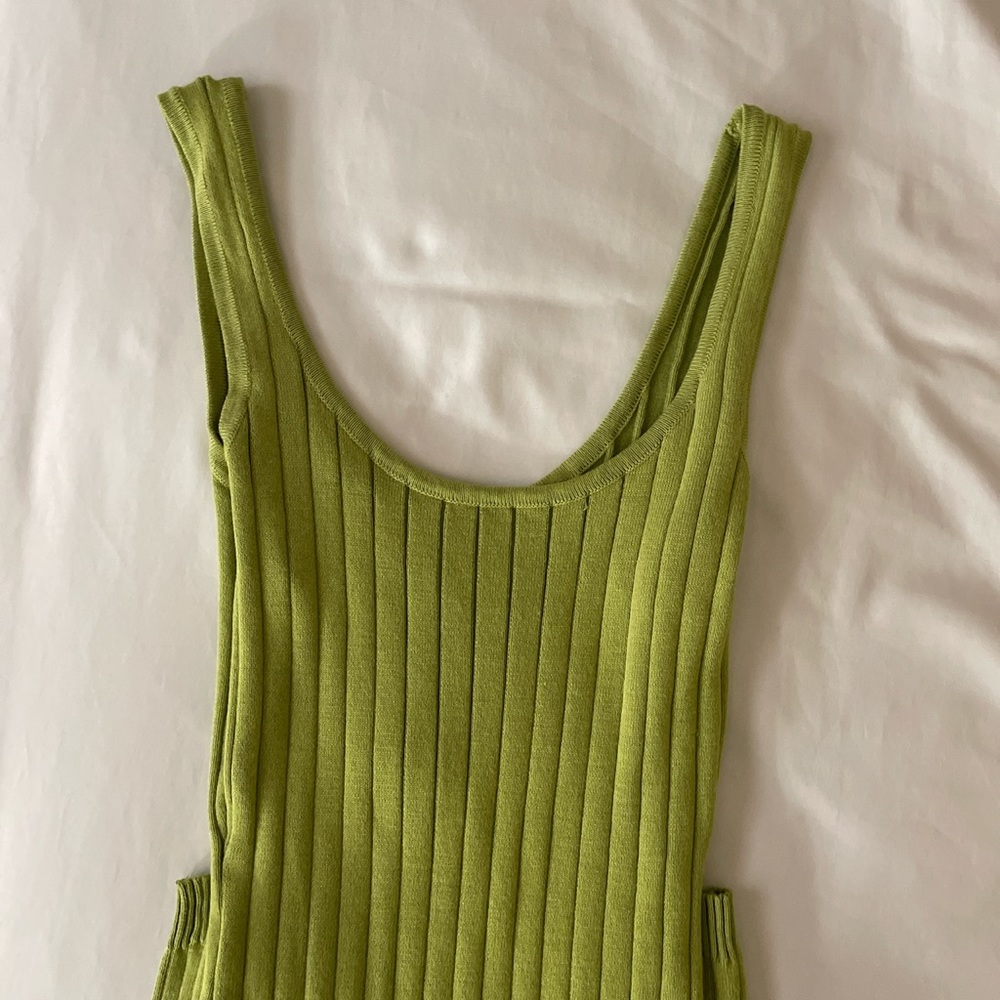 green ribbed midi dress